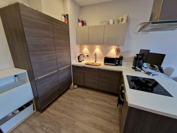 1 Bedroom Flat To Rent In Greenleigh Court, , Dawsons Square, Pudsey, West Yorkshire, LS28