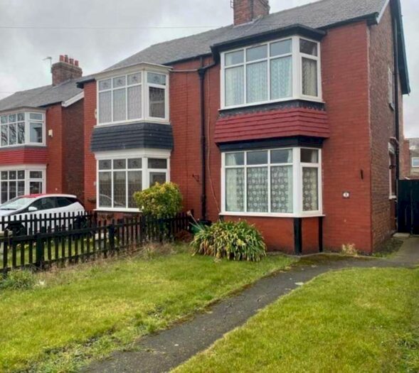 2 Bedroom Semi-Detached House To Rent In Dene Grove, Redcar, TS10