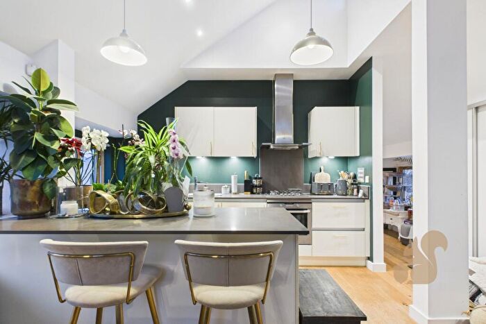 2 Bedroom Coach House For Sale In Alexander Road, New Hall, Harlow, CM17