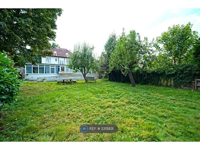 5 Bedroom Detached House To Rent In Barnett Wood Lane, Ashtead, KT21