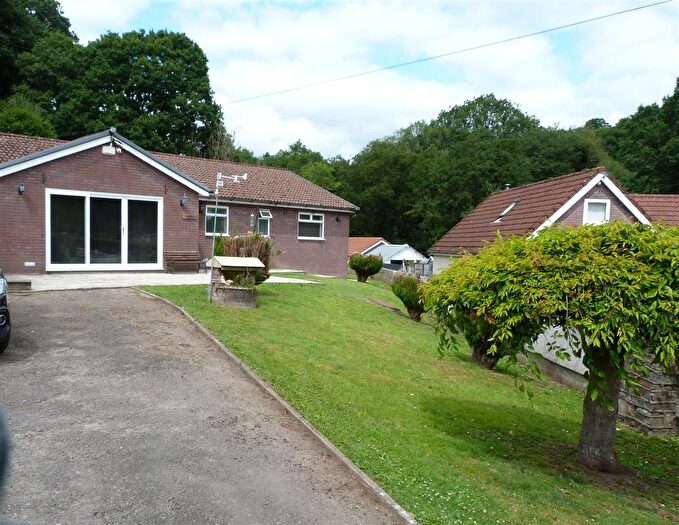 3 Bedroom Detached Bungalow For Sale In Greenfield Terrace, Argoed, Blackwood, NP12