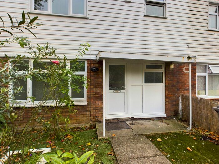 3 Bedroom Detached House To Rent In Hempstead Road, London, E17