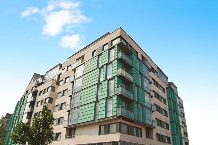 1 Bedroom Flat To Rent In Manor Mills, Ingram Street, Leeds, West Yorkshire, LS11