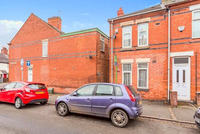 2 Bedroom Detached House To Rent In Thornycroft Road, Hinckley, Leicestershire LE10