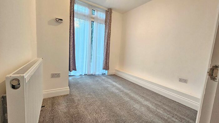 4 Bedroom Semi-Detached Bungalow To Rent In Randon Close, Harrow, HA2