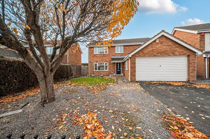 4 Bedroom Detached House For Sale In Retingham Way, Kingsdown, Swindon, SN3