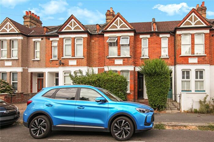1 Bedroom Apartment For Sale In Radford Road, London, SE13