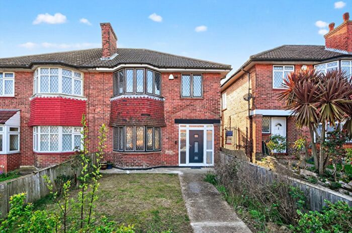 3 Bedroom Semi Detached House For Sale In Friars Way, London, W3