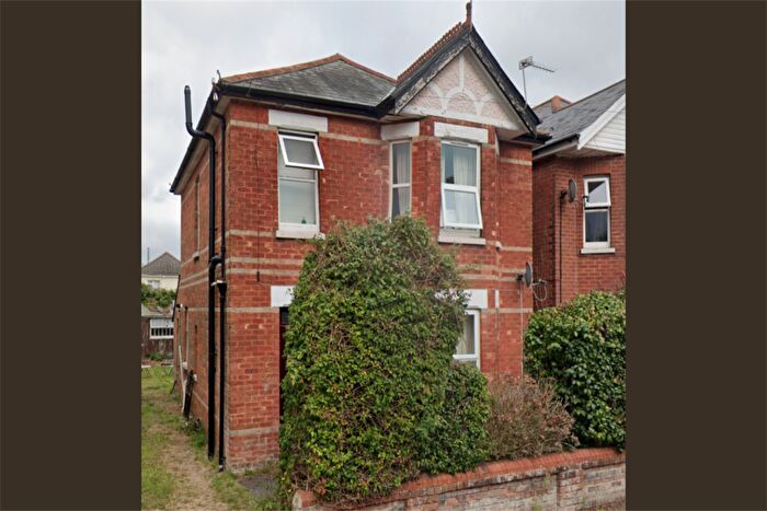 4 Bedroom House To Rent In Bedroom Detached House In Winton, BH9