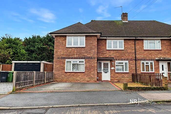 2 Bedroom Maisonette For Sale In Collier Close, West Ewell, Surrey., KT19