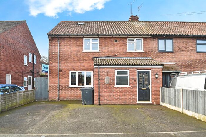4 Bedroom End Of Terrace House For Sale In Halfpenny Lane, Knaresborough, HG5