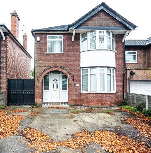 3 Bedroom Detached House For Sale In Western Boulevard, Nottingham, NG8