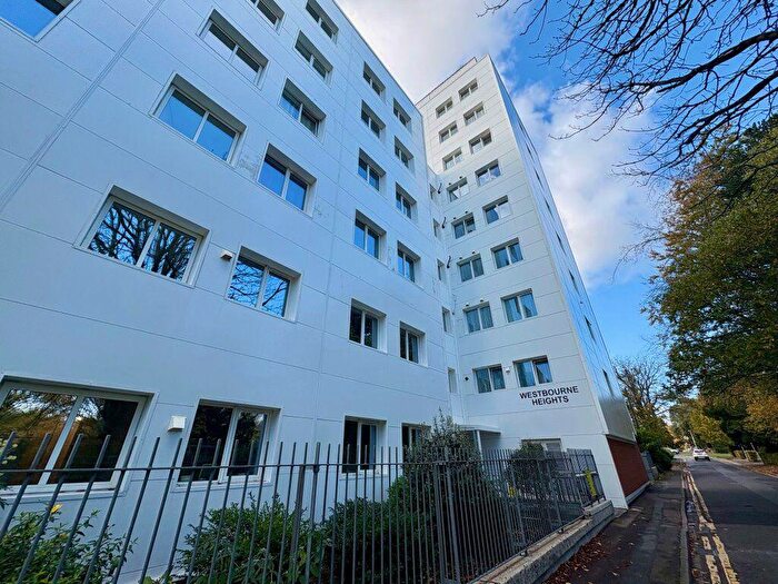 2 Bedroom Flat To Rent In Princes Of Wales Road, Westbourne, BH4