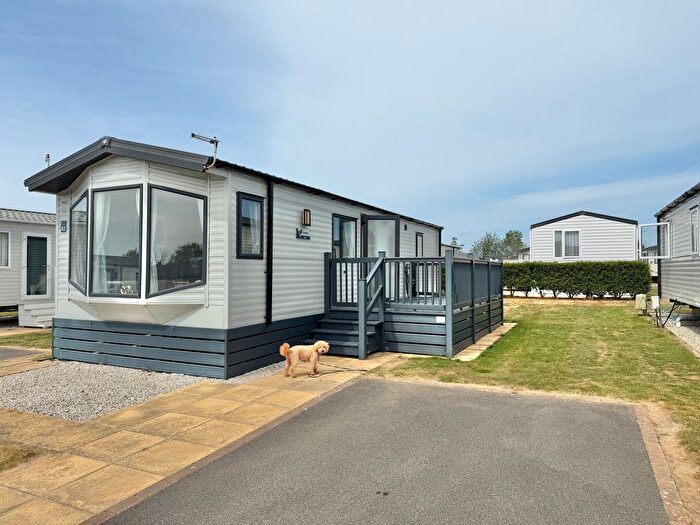 2 Bedroom Park Home For Sale In Pentire Coastal Holiday Park, Stibb Road Bude, EX23