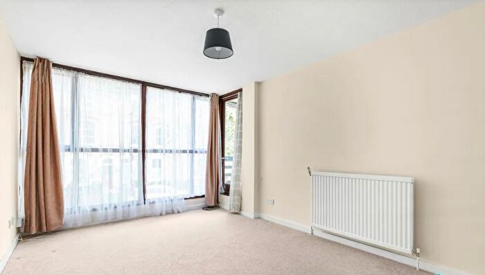 1 Bedroom Flat To Rent In Crouch End Hill, London, N8