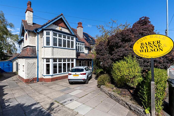 4 Bedroom Semi-detached House For Sale In Crewe Road, Wistaston, Crewe, CW2