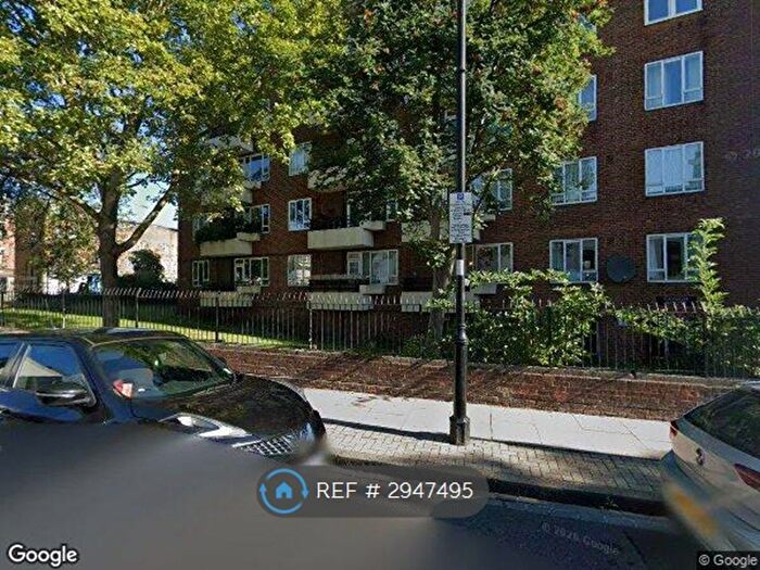 4 Bedroom Flat To Rent In Gough House, London, N1