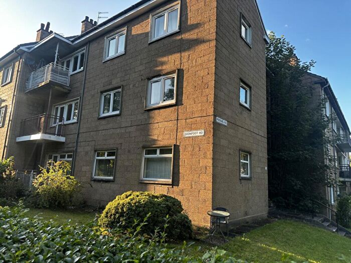 3 Bedroom Flat To Rent In Mossgiel Rd, Glasgow, G43