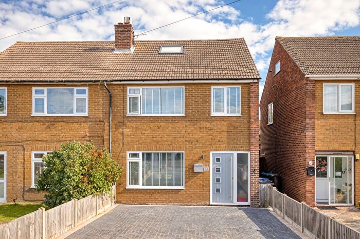 4 Bedroom Semi Detached House For Sale In Dumpton Park Drive, Ramsgate, Kent, CT11