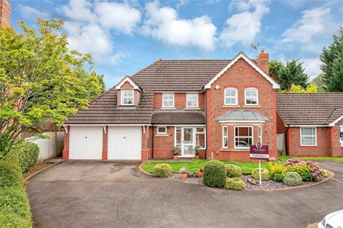 4 Bedroom Detached House For Sale In Scrivener Close, Bushby, Leicester, LE7