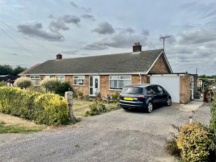 2 Bedroom Semi-Detached Bungalow For Sale In South Drove, Spalding Common, PE11