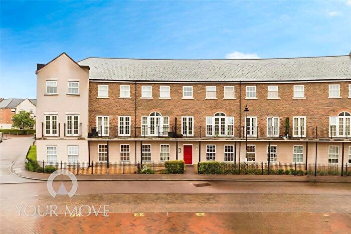 2 Bedroom Flat For Sale In Palladian Circus, Greenhithe, Kent, DA9