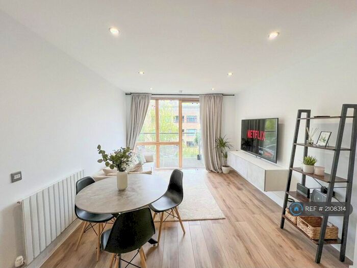 2 Bedroom Flat To Rent In Downham Wharf, London, N1