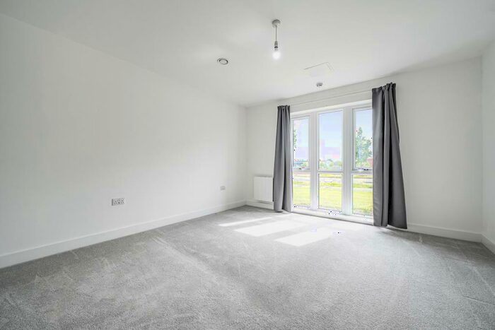 1 Bedroom Apartment To Rent In The Cavalry, Wokingham, RG2