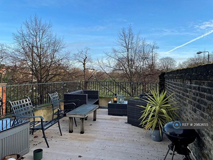 3 Bedroom Flat To Rent In Clapham Junction, London, SW11