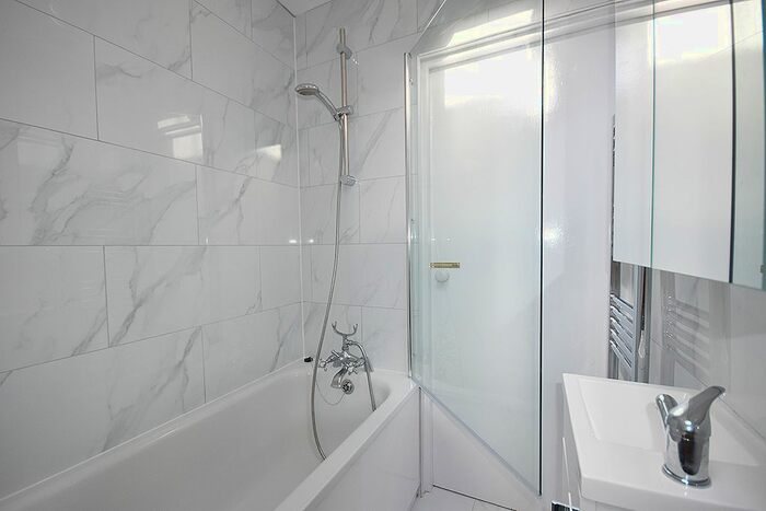 1 Bedroom Flat To Rent In Archway Road, Highgate, London N6