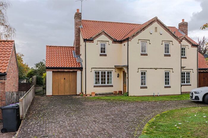 3 Bedroom Semi Detached House For Sale In Bigby Green, Bigby, DN38