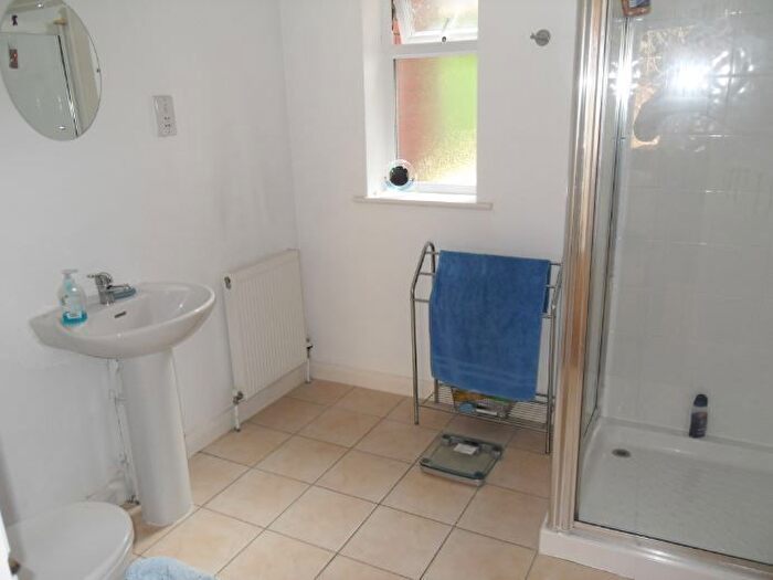 1 Bedroom Flat To Rent In The Annex, Birdhaven, Sandrock Hill Road, Farnham, GU10