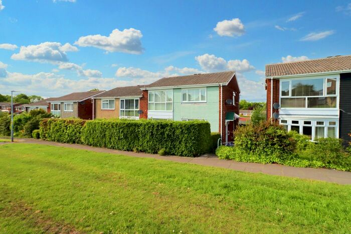 2 Bedroom Flat To Rent In Marston Walk, Newcastle Upon Tyne, NE16