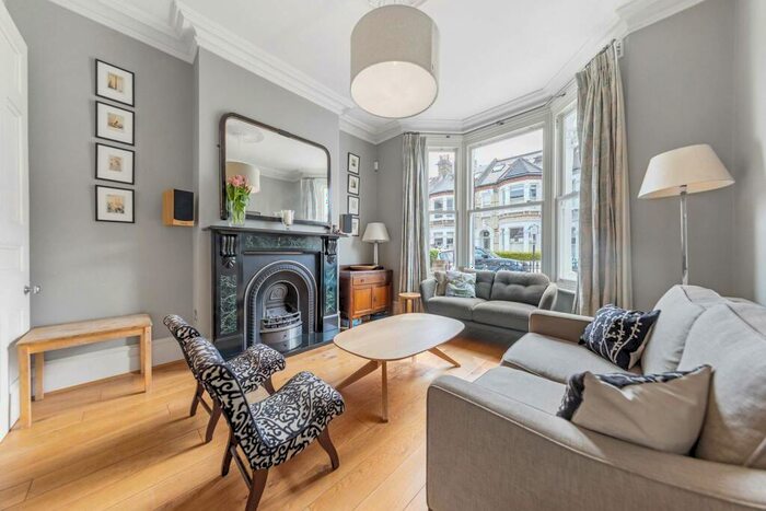 5 Bedroom Terraced House To Rent In Grandison Road, Between The Commons, London, SW11