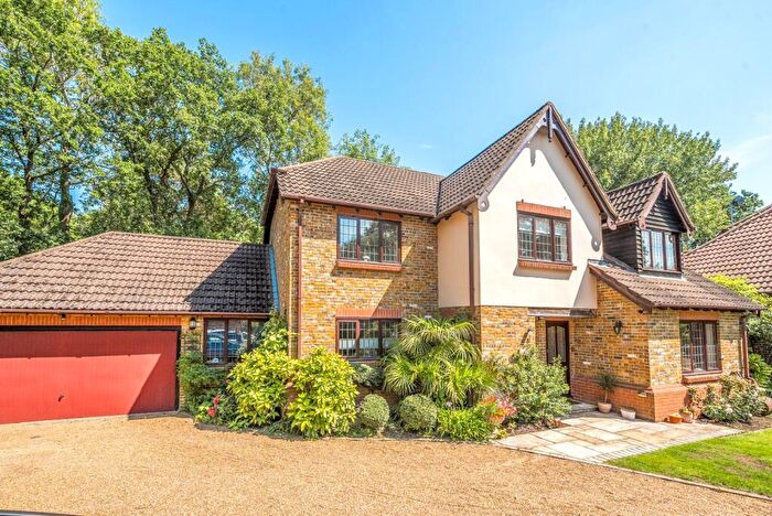 5 Bedroom Detached House For Sale In Falconwood, East Horsley, KT24
