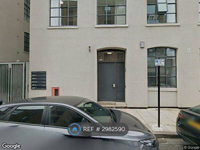2 Bedroom Flat To Rent In The Textile Building, London, E9