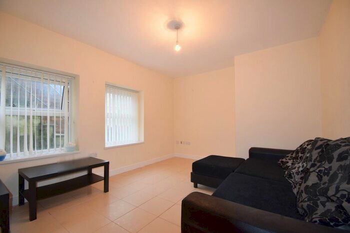 1 Bedroom Flat To Rent In Shirley Road, Roath CF23