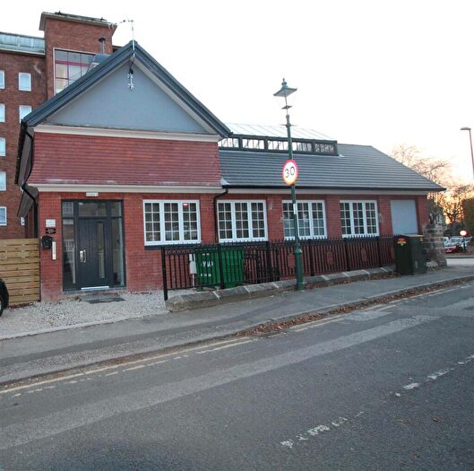 1 Bedroom Flat To Rent In Woodborough Road, Nottingham, NG3