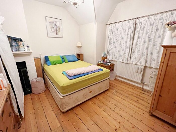 2 Bedroom Terraced House To Rent In Plantation Road, Oxford, Oxfordshire, OX2