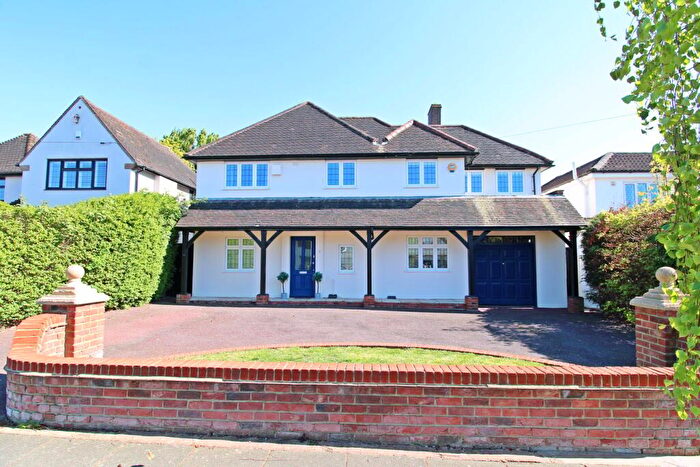 5 Bedroom Detached House For Sale In Brabourne Rise, Park Langley, Beckenham, BR3