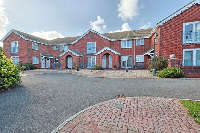 2 Bedroom Flat For Sale In Nelson Road, Brixham, TQ5