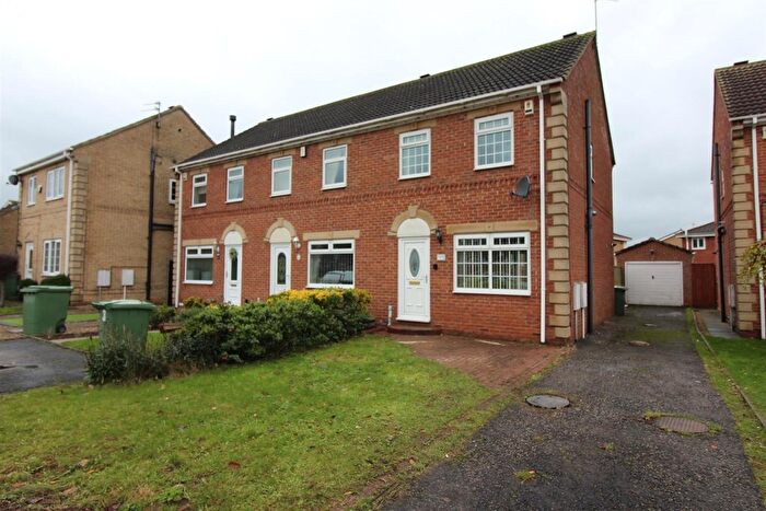 3 Bedroom End Of Terrace House To Rent In Rochester Court, Ingleby Barwick, Stockton-On-Tees, TS17