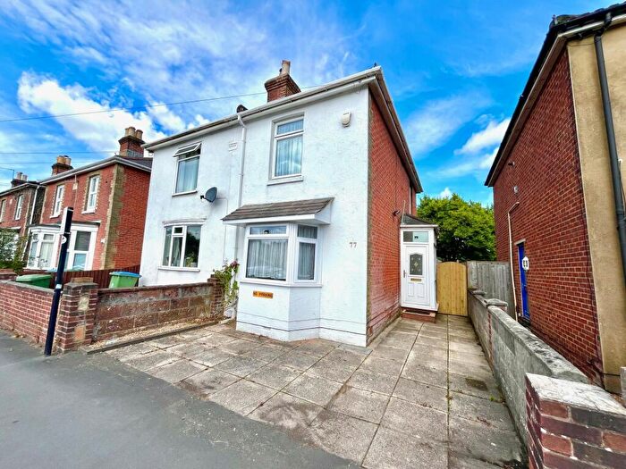 3 Bedroom House To Rent In Tremona Road, Southampton, SO16