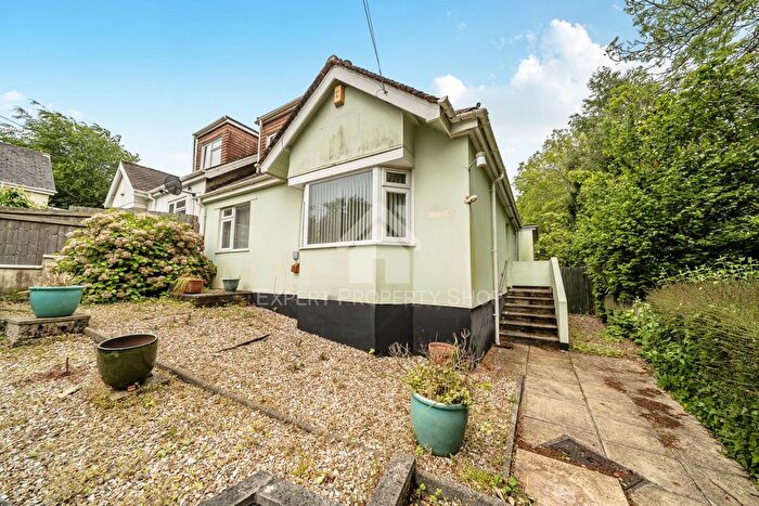 3 Bedroom Semi-detached House For Sale In Dairy Hill, Torquay, TQ2