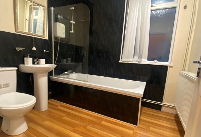 1 Bedroom Apartment To Rent In Handsworth Wood Road, Birmingham, West Midlands, B20