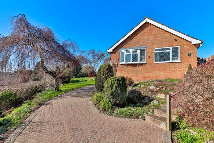 3 Bedroom Detached Bungalow For Sale In Newhaven Way, Hadleigh, IP7