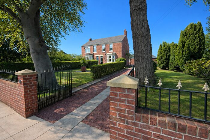 3 Bedroom Semi-Detached House For Sale In Broom Lane, NE16