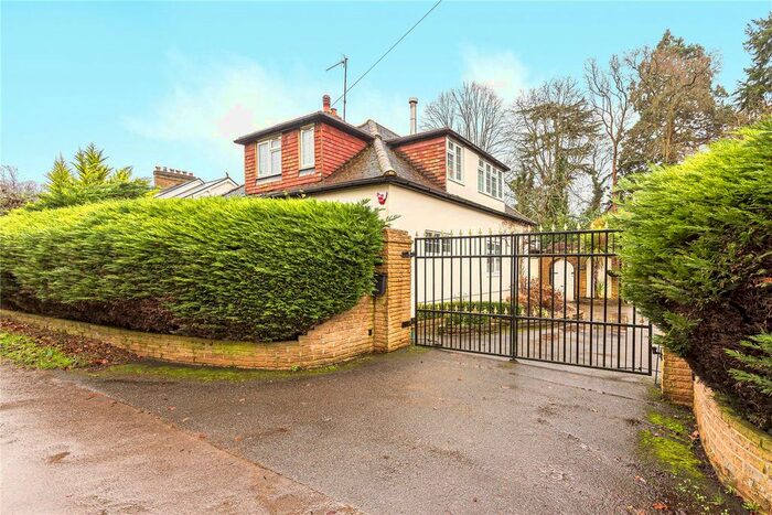 4 Bedroom Detached House To Rent In London Road, Sunningdale, Berkshire SL5