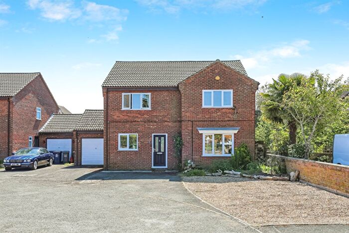 4 Bedroom Detached House For Sale In Mere Close, Ramsey, Huntingdon, PE26