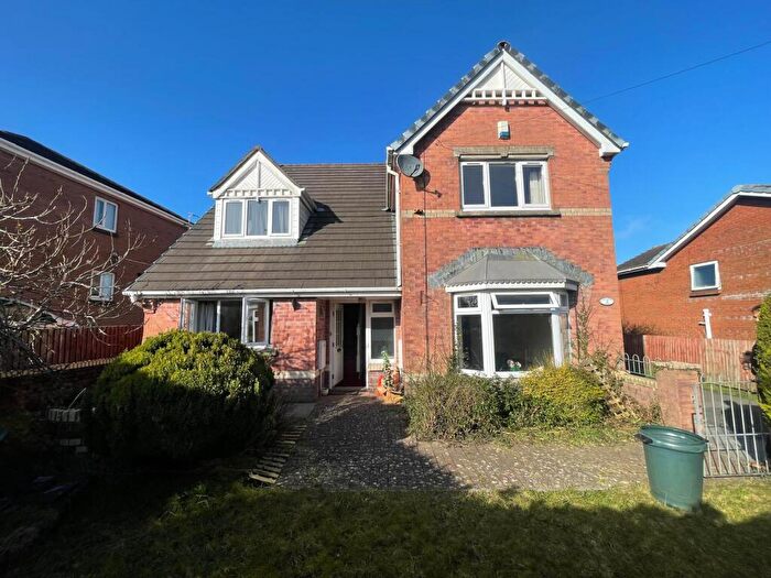 4 Bedroom House To Rent In Heol Tabor, Bryn, Llanelli, SA14